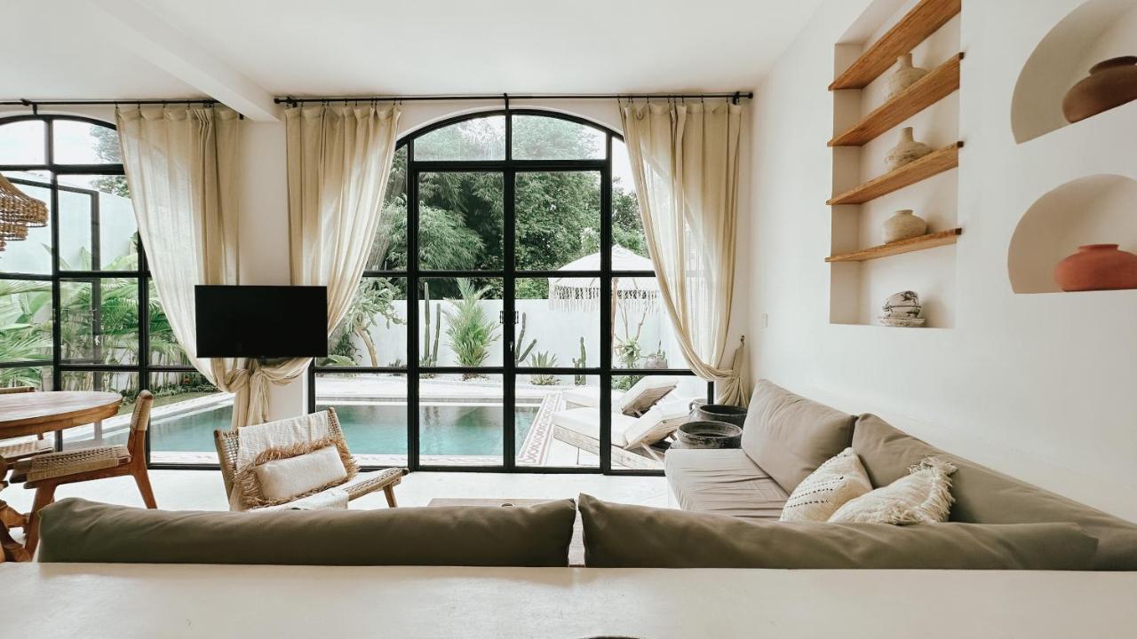 Villa Akhila Canggu Buitenkant foto