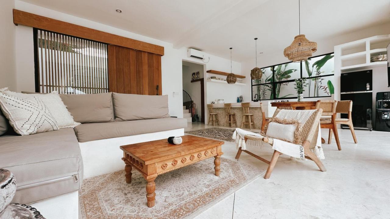 Villa Akhila Canggu Buitenkant foto